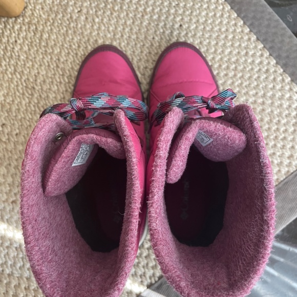 Columbia Omni Heat Snow Boots - Picture 4 of 4